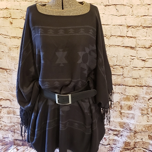 NWOT Chaps Blanket Poncho with Fringe - Picture 4 of 6